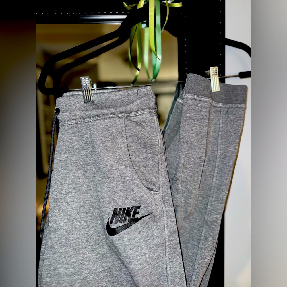 NIKE Grey joggers